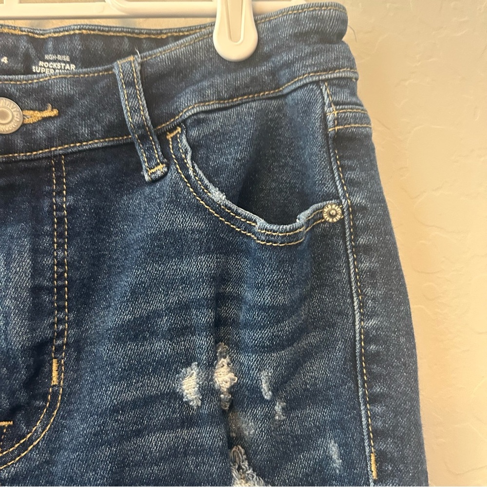 Old Navy high rise rockstar super skinny distressed jeans size 4 - Picture 5 of 16